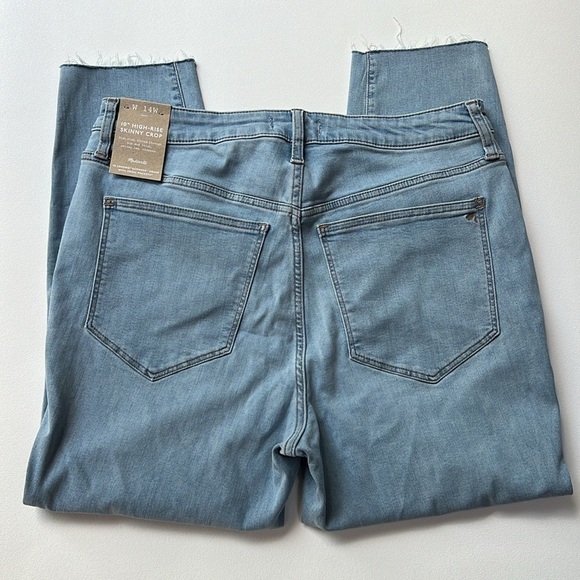 MadeWell jeans women Plus 10" High-Rise Skinny Crop in Charlemont Wash - Picture 10 of 10